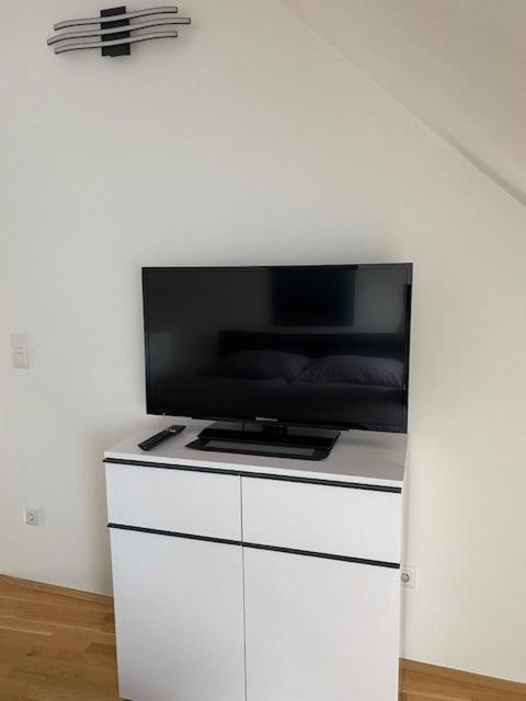 Paky Appartements 00316 Bruck an der Leitha Bagian luar foto